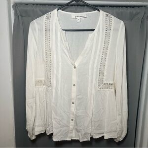 June & Hudson White Button-Up Blouse